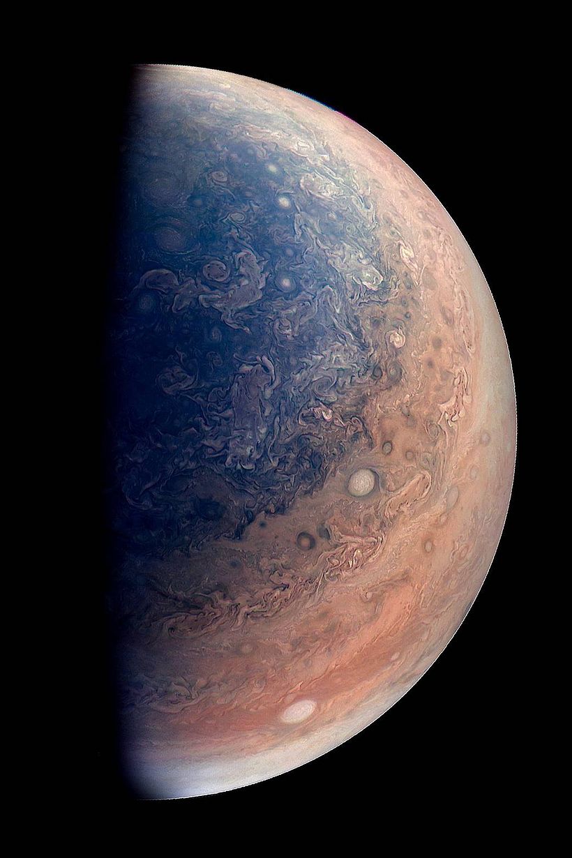 Jupiter: Textures and Colors Out of This World 1