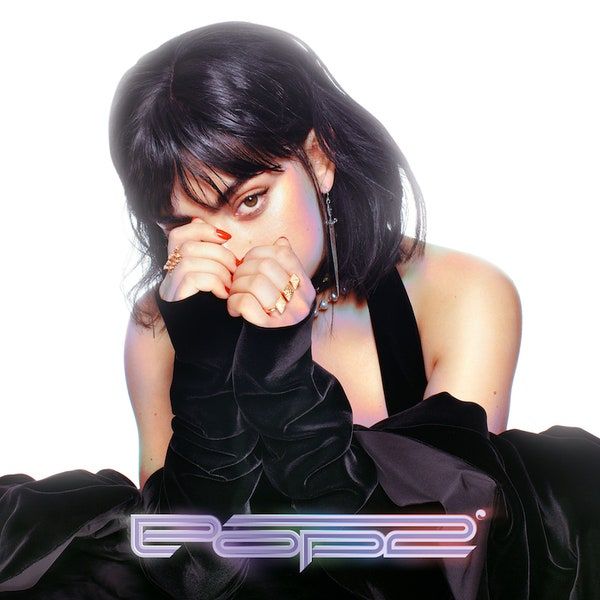 Como referencia e inspiración acudí a unos de mis álbumes favoritos: "Pop2" de Charli XCX.
