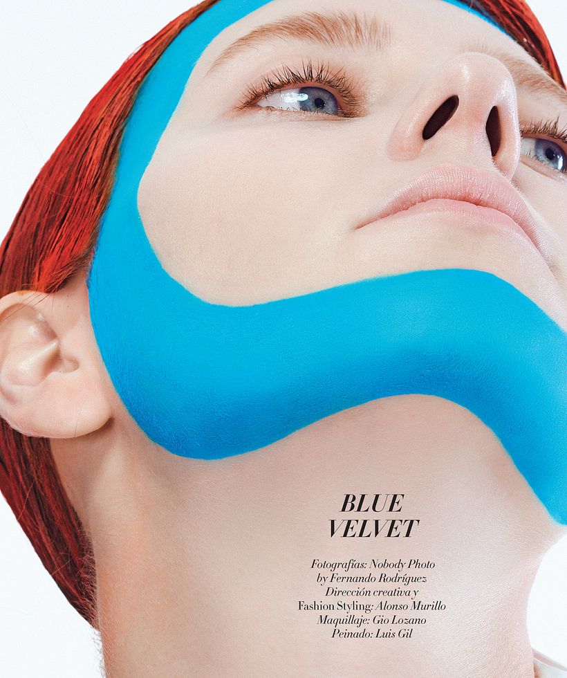 Liezo en blanco @Harpers Bazaar 0