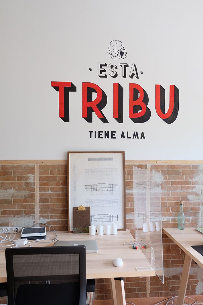 TRABANDO EN 13 MANOS