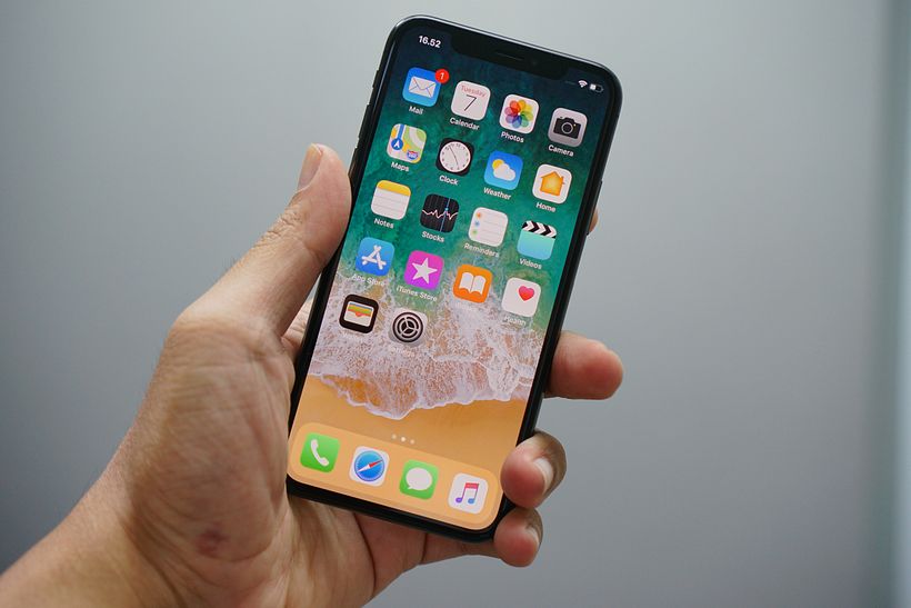 iPhone, por Bagus Hernawan