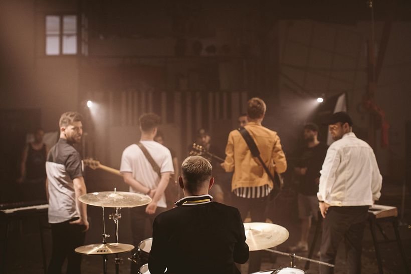 KOEL "Bailes, vinos y fricción" videoclip 4