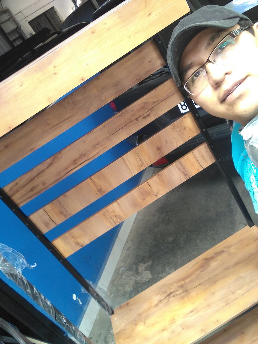 Estoy probando trabajos mixtos con metal y madera