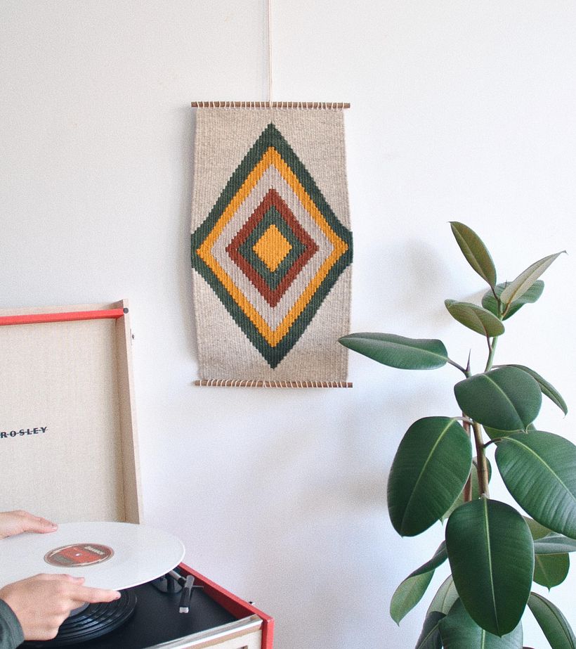 Tapiz Equilibrio tejido totalmente con lana rústica