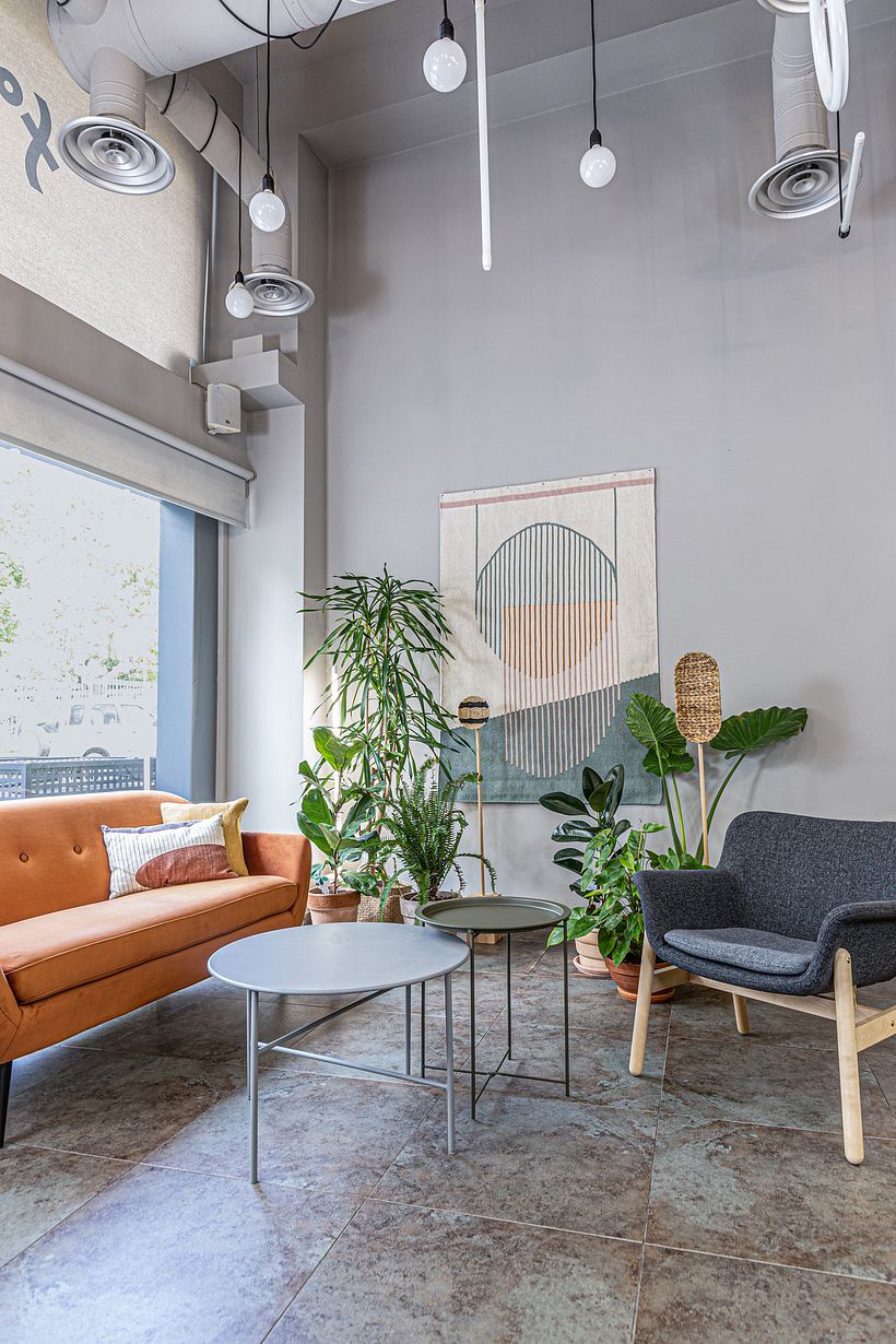 FLAT20 Waiting Area
