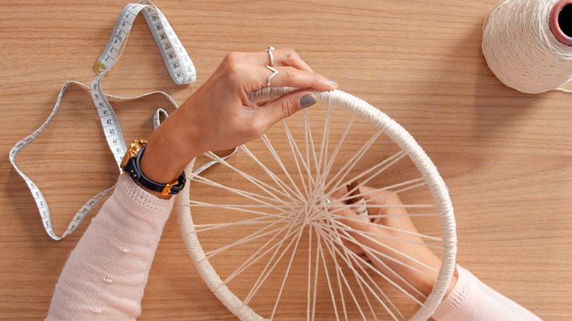 Tutorial Tejido: cómo montar la urdimbre para un telar circular 13