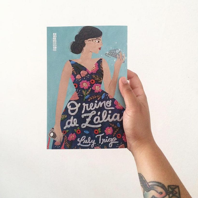 Capa bordada do livro "O Reino de Zália" 0