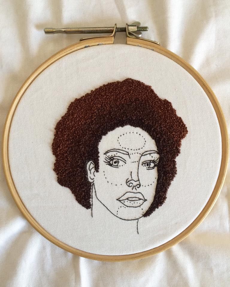 2016: bordado meu, desenho do Thiago Orue.