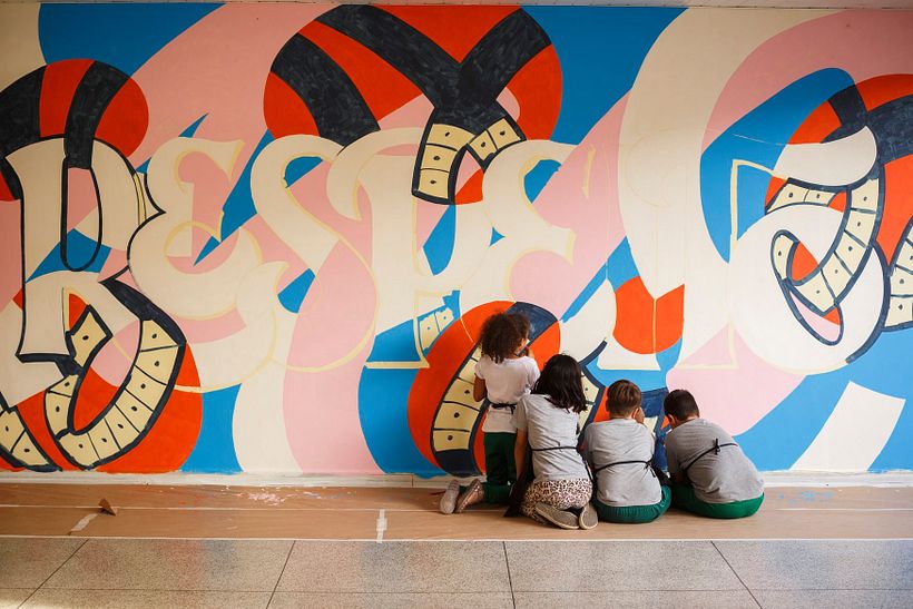 Mural RESPEITO pintado em Escola Municipal de Curitiba com a ajuda das crianças 0