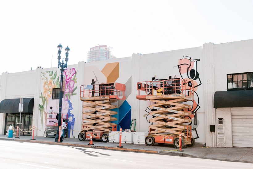 Mural SAUDADE pintado no festival Ladies Who Paint 2