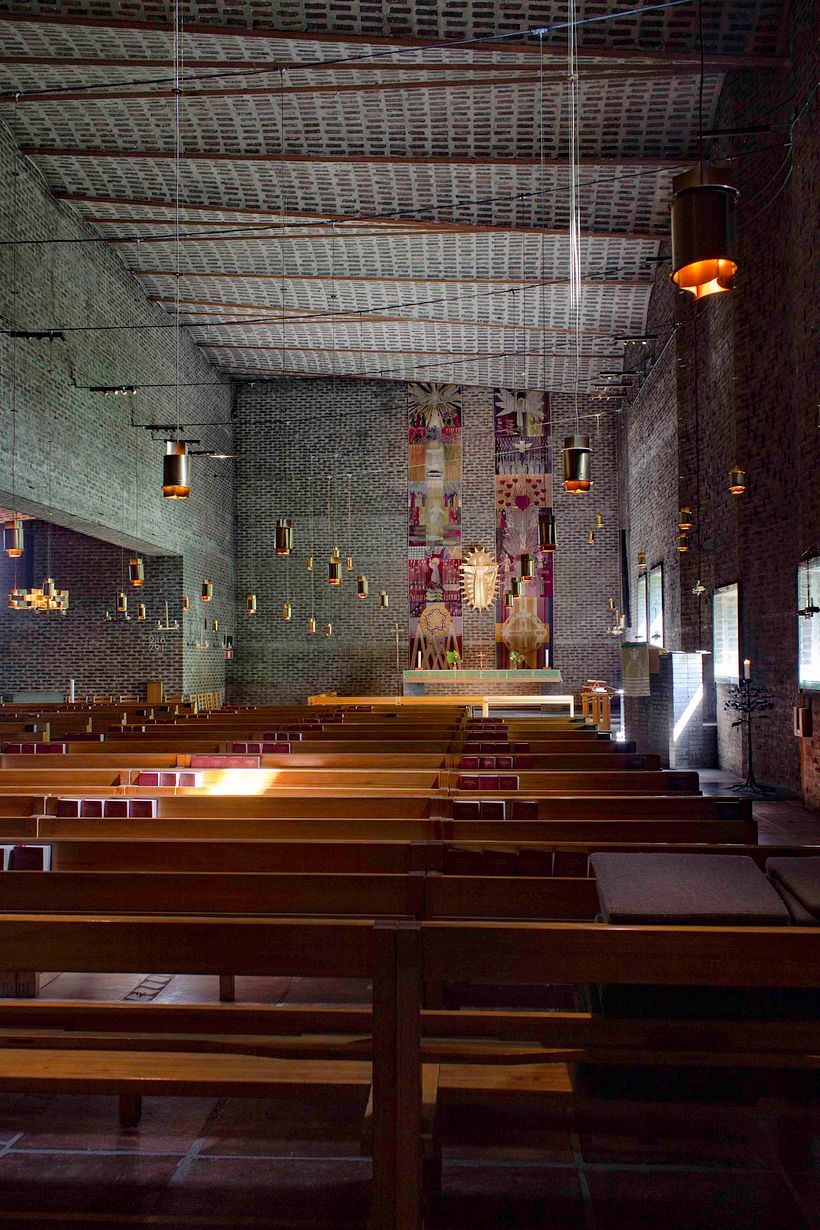 Markuskyrkan_Estocolmo_Arq_Sigurd Lewerentz_1956-1963 13