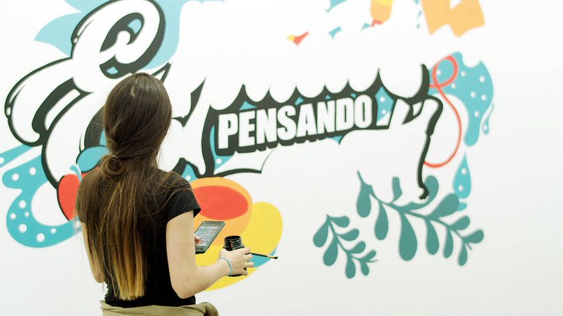 Mural en lettering | Carvajal Espacios 6