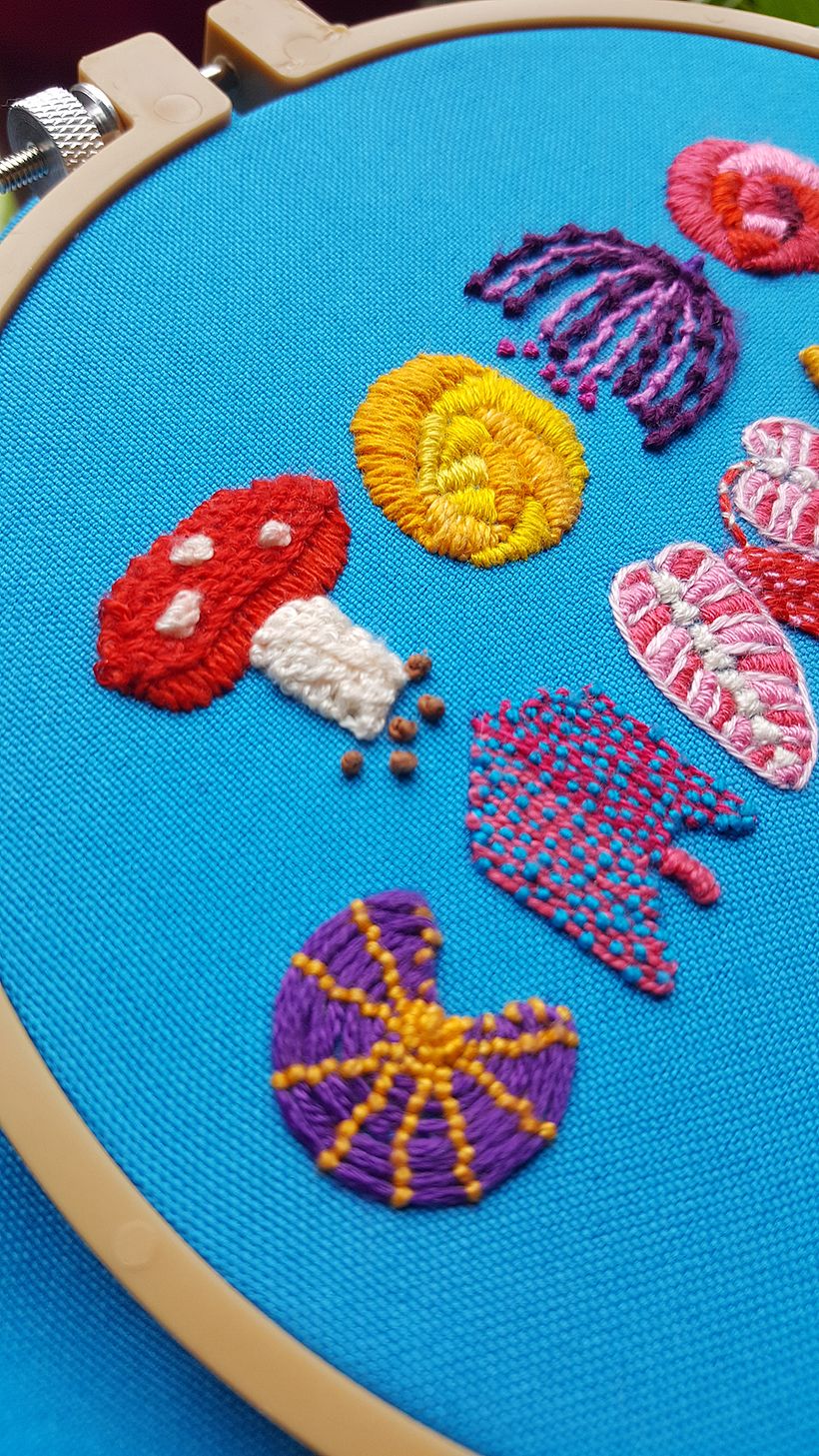 Todo Cambia - Mi Proyecto del curso: Introducción al bordado en relieve 4