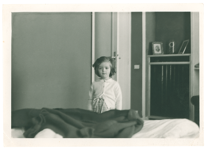 Fotografía de Ouka Leele, sin colorear