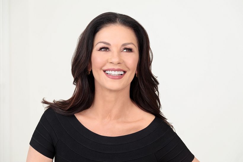 Retouching for Caza Zeta Jones -1
