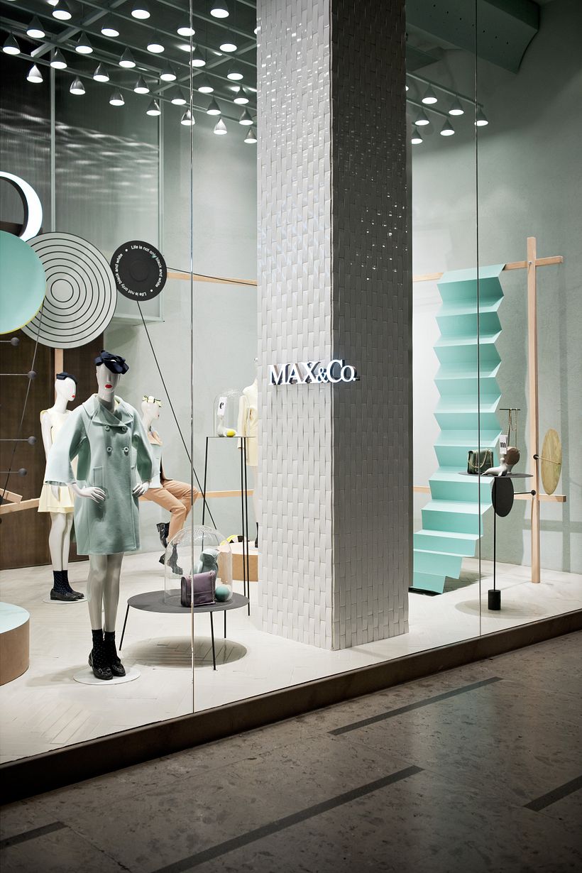 MAX&Co. 1