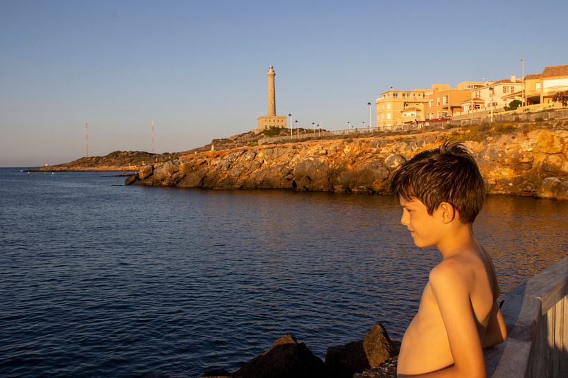 Luz del atardecer junto al faro de Cabo de Palos