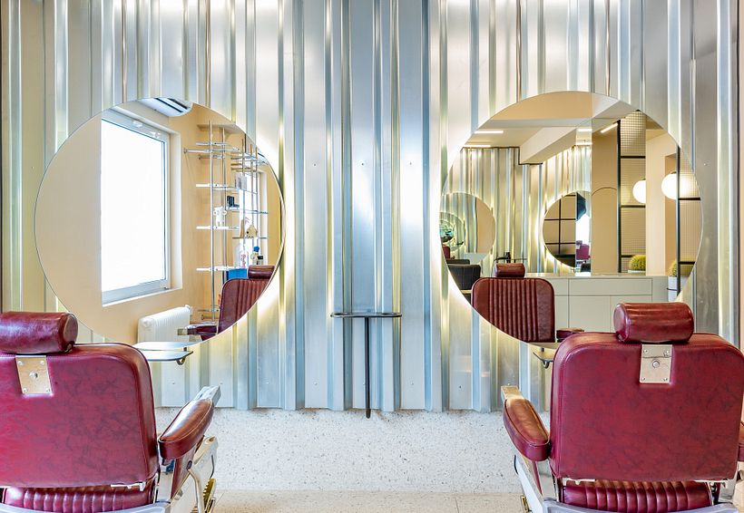 The Lobster Barber Stations