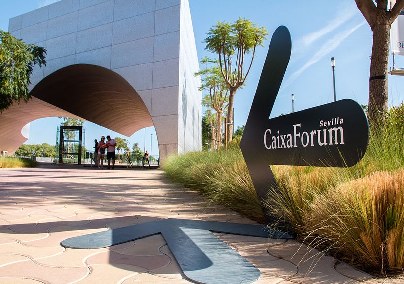 Caixaforum Sevilla / Señalética 1