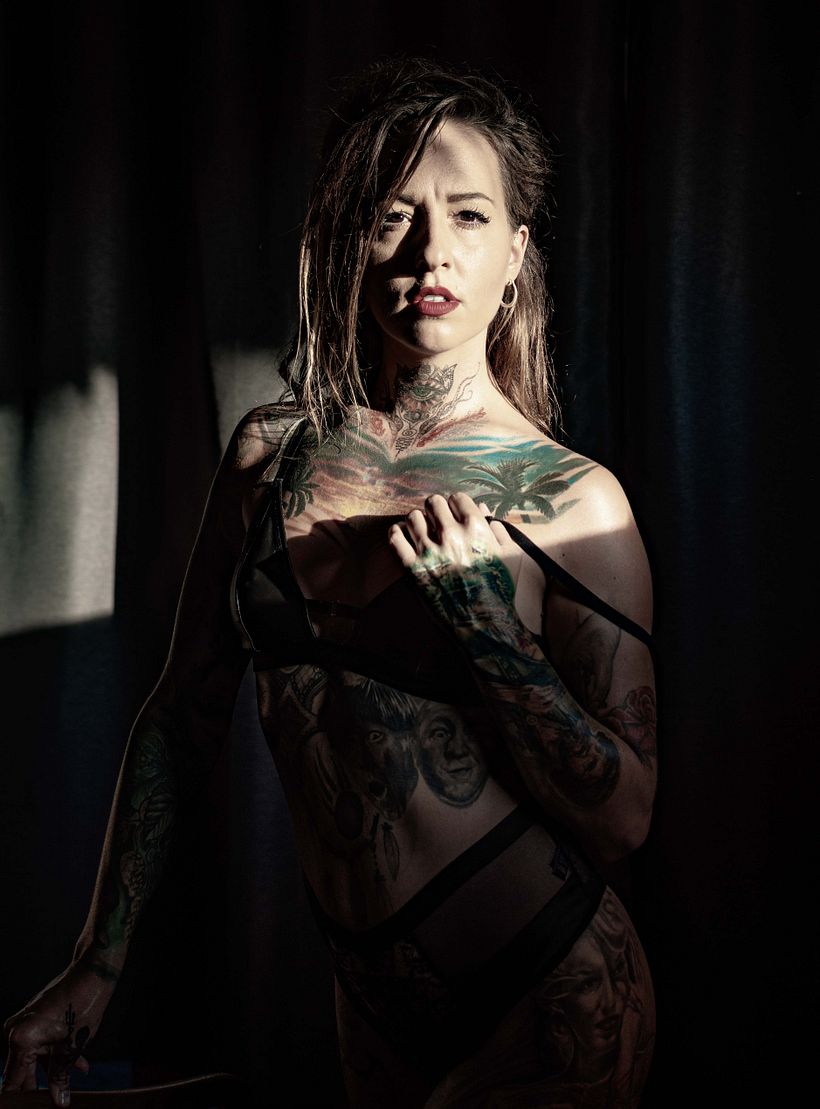 Fotografía Boudoir - Dark & Moody 2