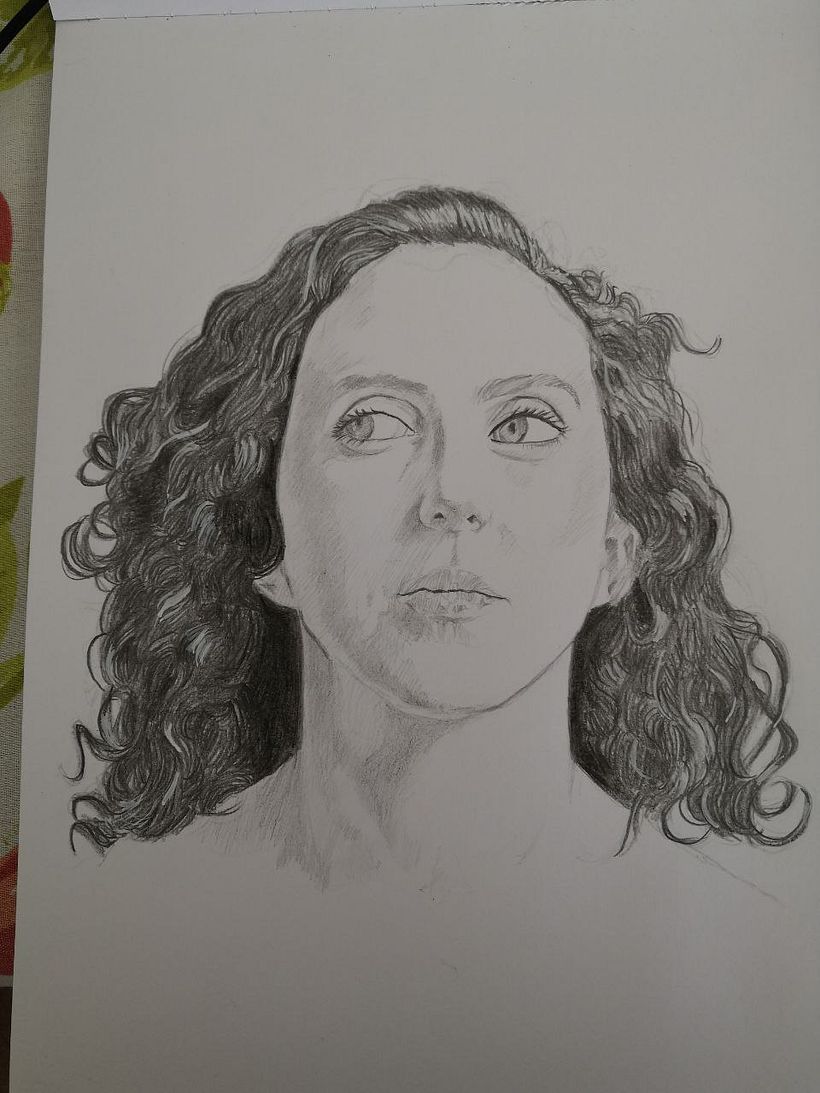 Meu projeto do curso: Retrato criativo em chiaroscuro com lápis 0