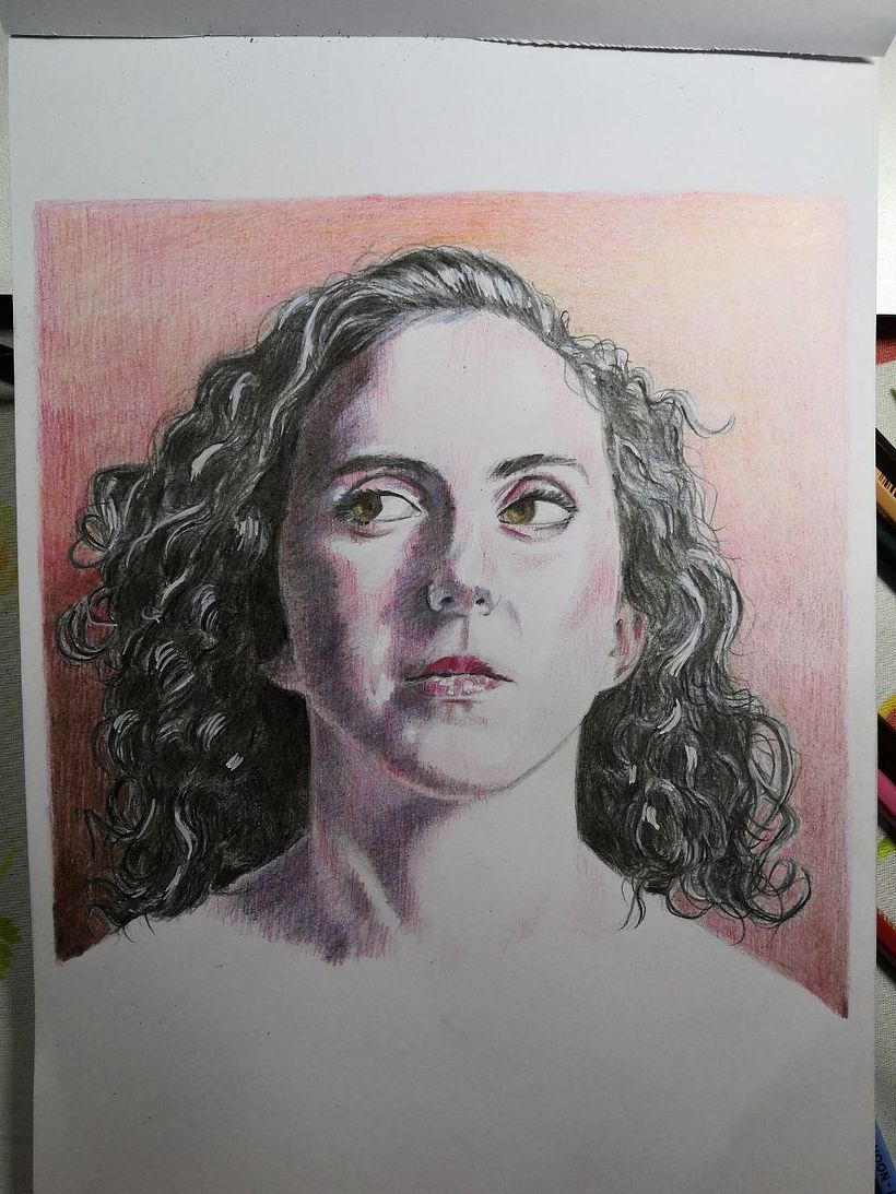 Meu projeto do curso: Retrato criativo em chiaroscuro com lápis 4