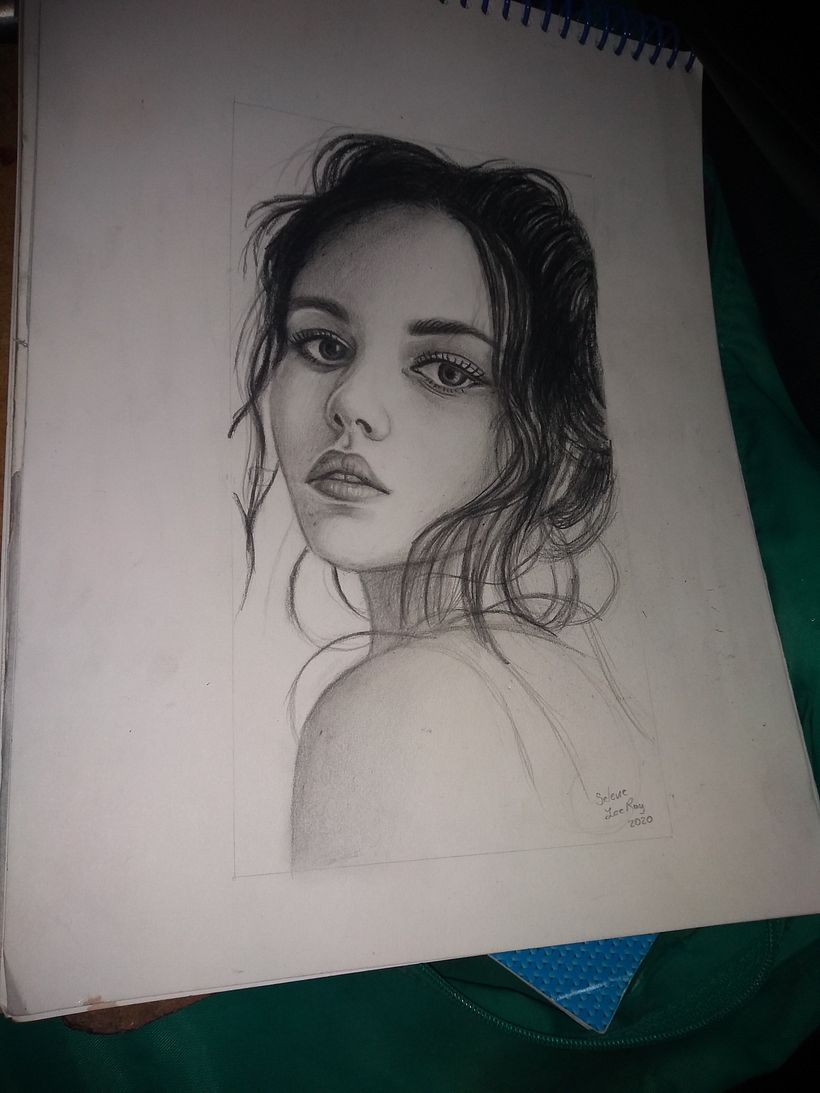 Mi Proyecto del curso: Retrato realista con lápiz de grafito 0