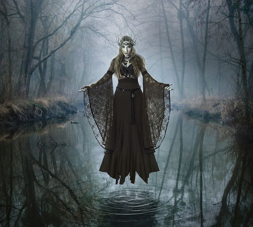 Model: Lady Morte from Trobar de Morte / Photography and edit by ArtDrómeda / Assistants: Duncan Trisquel & Carlos Pulido
