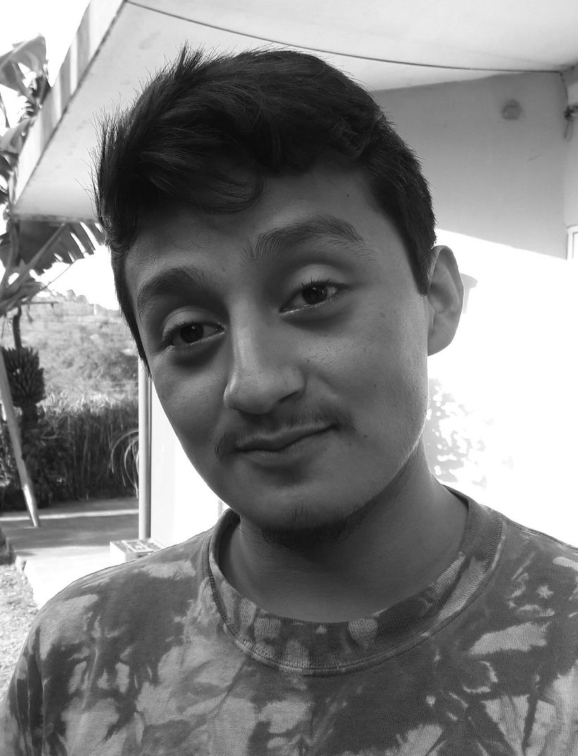 Mi Proyecto del curso: Retrato realista con lápiz de grafito 0