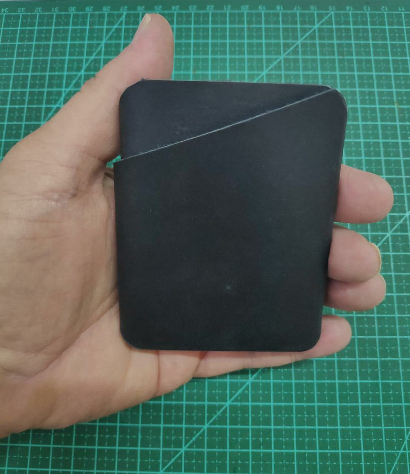 Meu Projeto: Modelo Slim - Feito com ou couro Cavalo Louco 0
