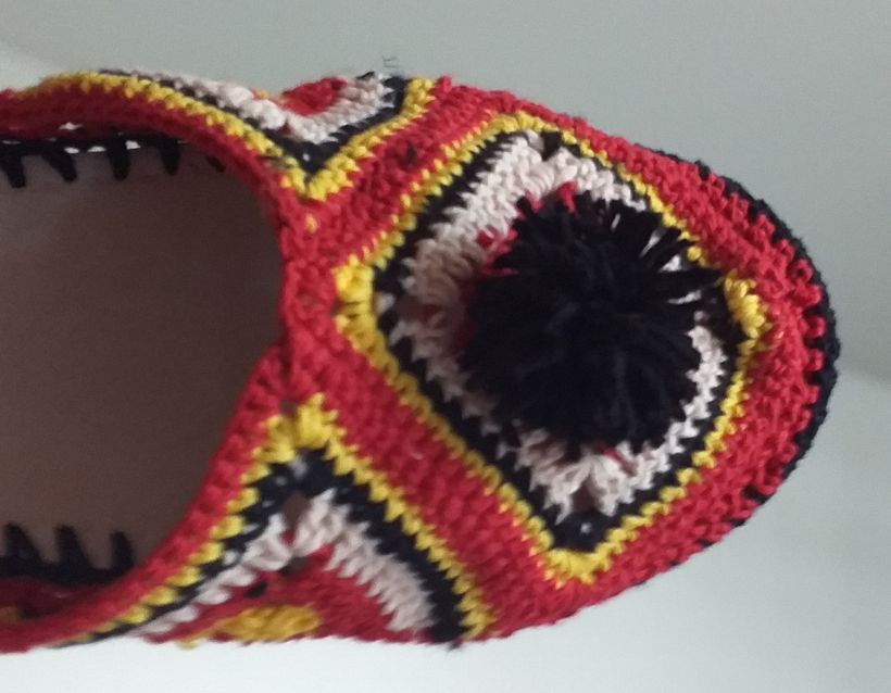 Crochet sobre pantuflas recicladas 2