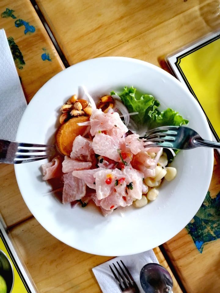 Lo maravilloso de viajar y probar nuevas comidas.