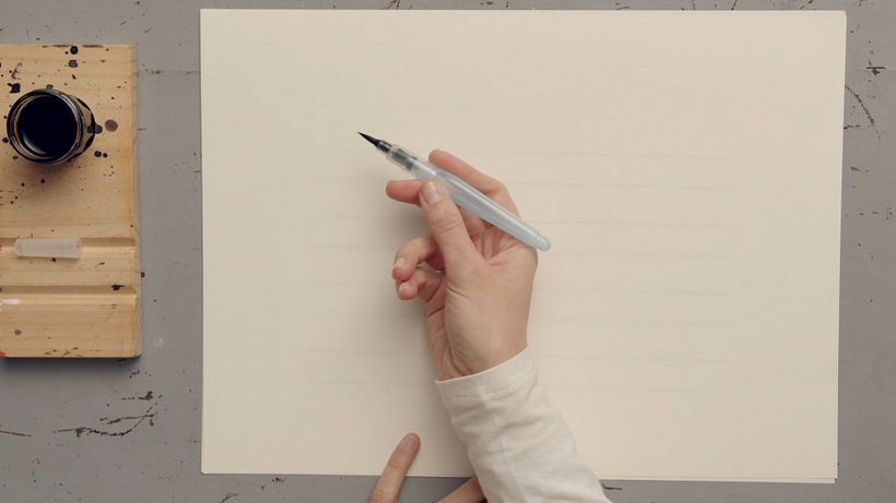 Brush Pen Tutorial: Basic Strokes of the Letters 3