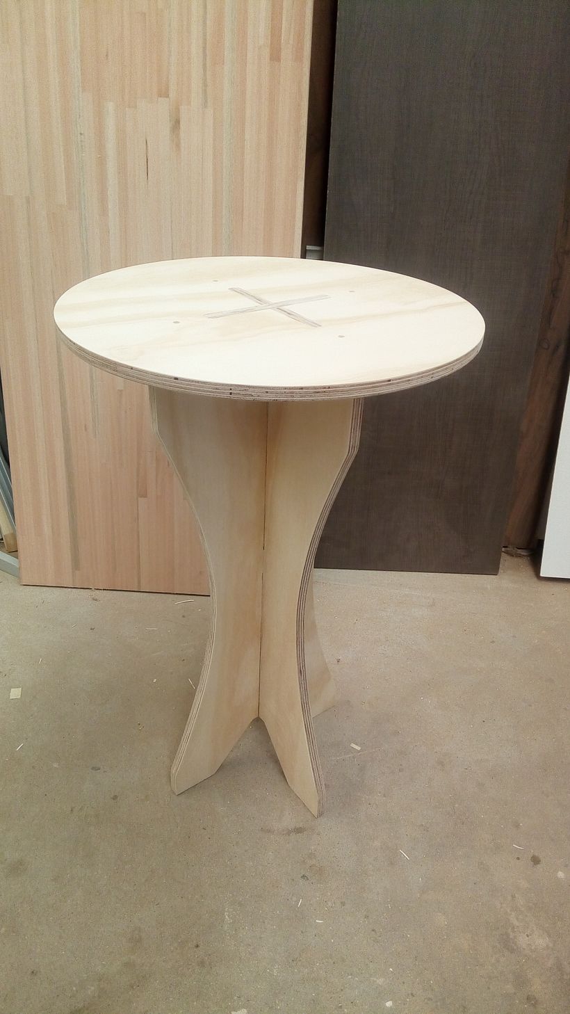 Elegi como proyecto final una mesa, con todas las tecnicas aprendidas en el curso. 0