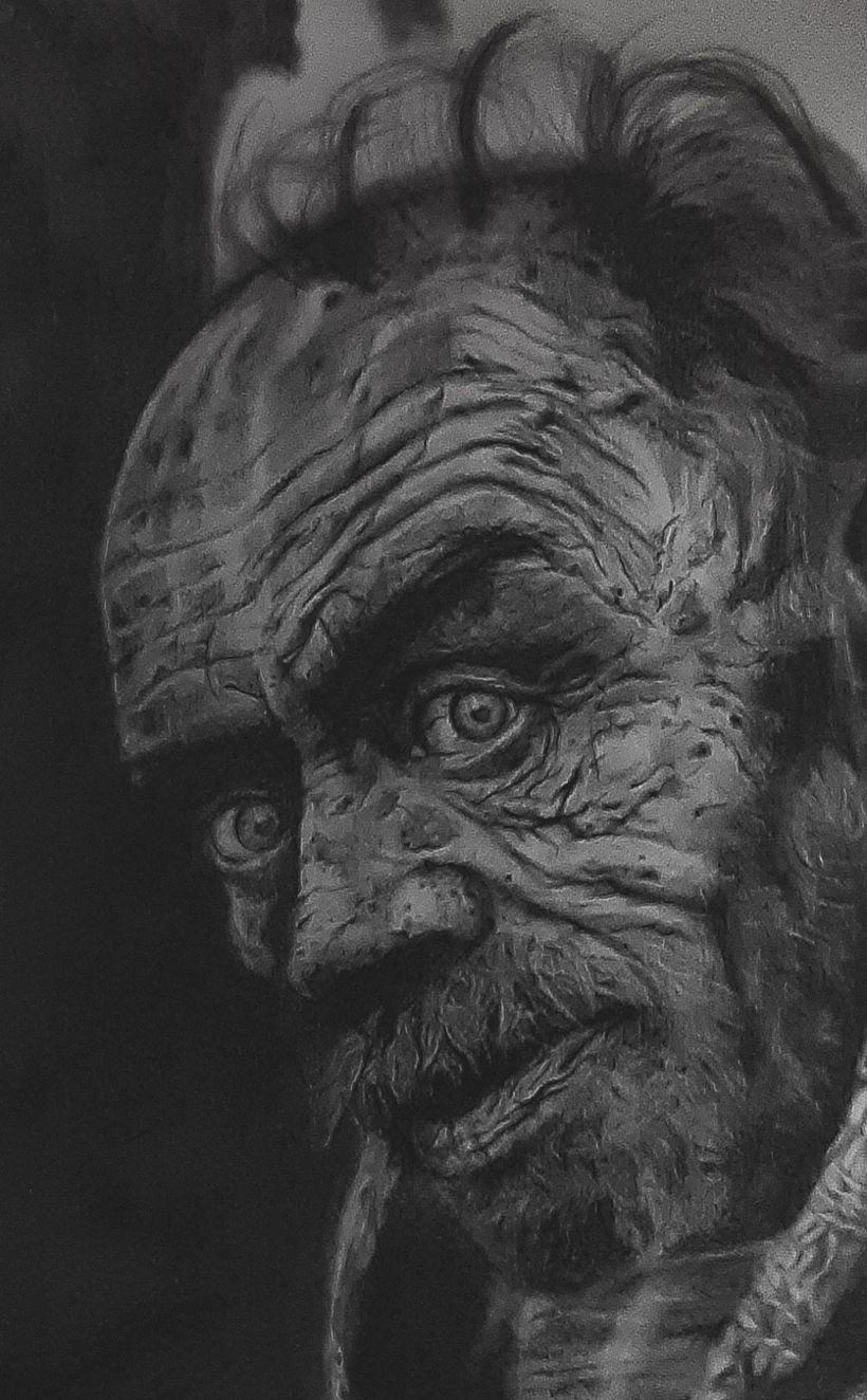Mi Proyecto del curso: Retrato realista con lápiz de grafito 1