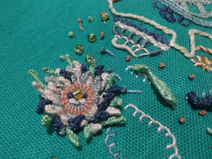 Mi Proyecto del curso: Técnicas avanzadas de bordado: puntadas y composiciones con volumen 3