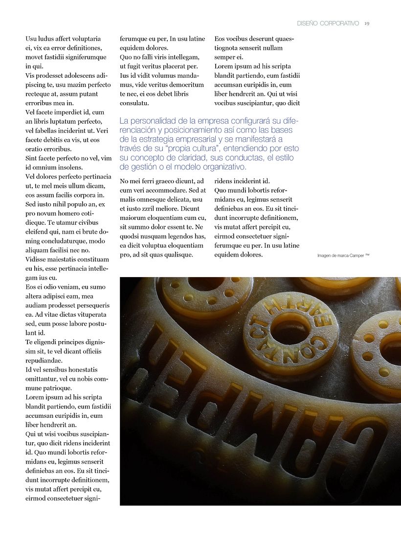 Interior DINUME_Sección "Diseños Corporativos" doble página