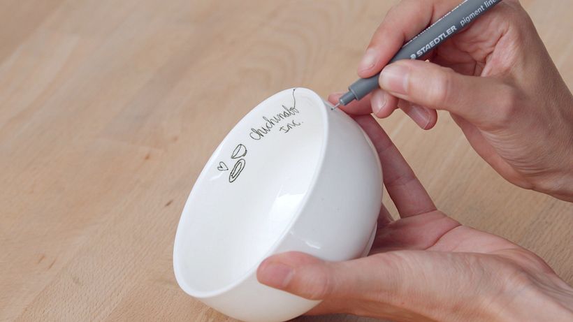 Ceramics Tutorial: Painting Your Final Piece 5
