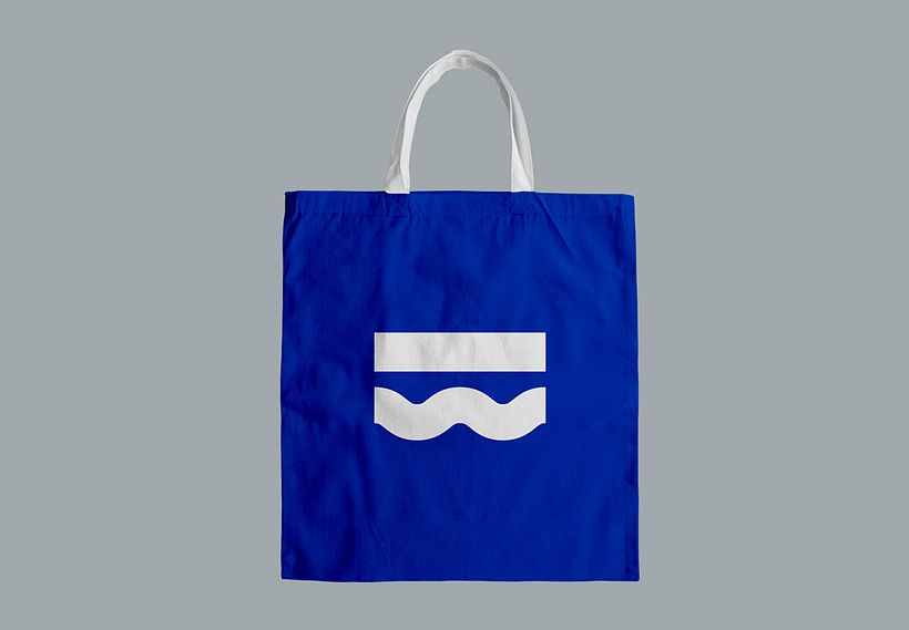 Tote bag: for when the boater needs to ramble along the towpath to the grocery store