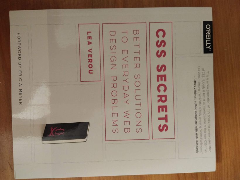 Vendo el libro "CSS Secrets" de Lea Verou 2