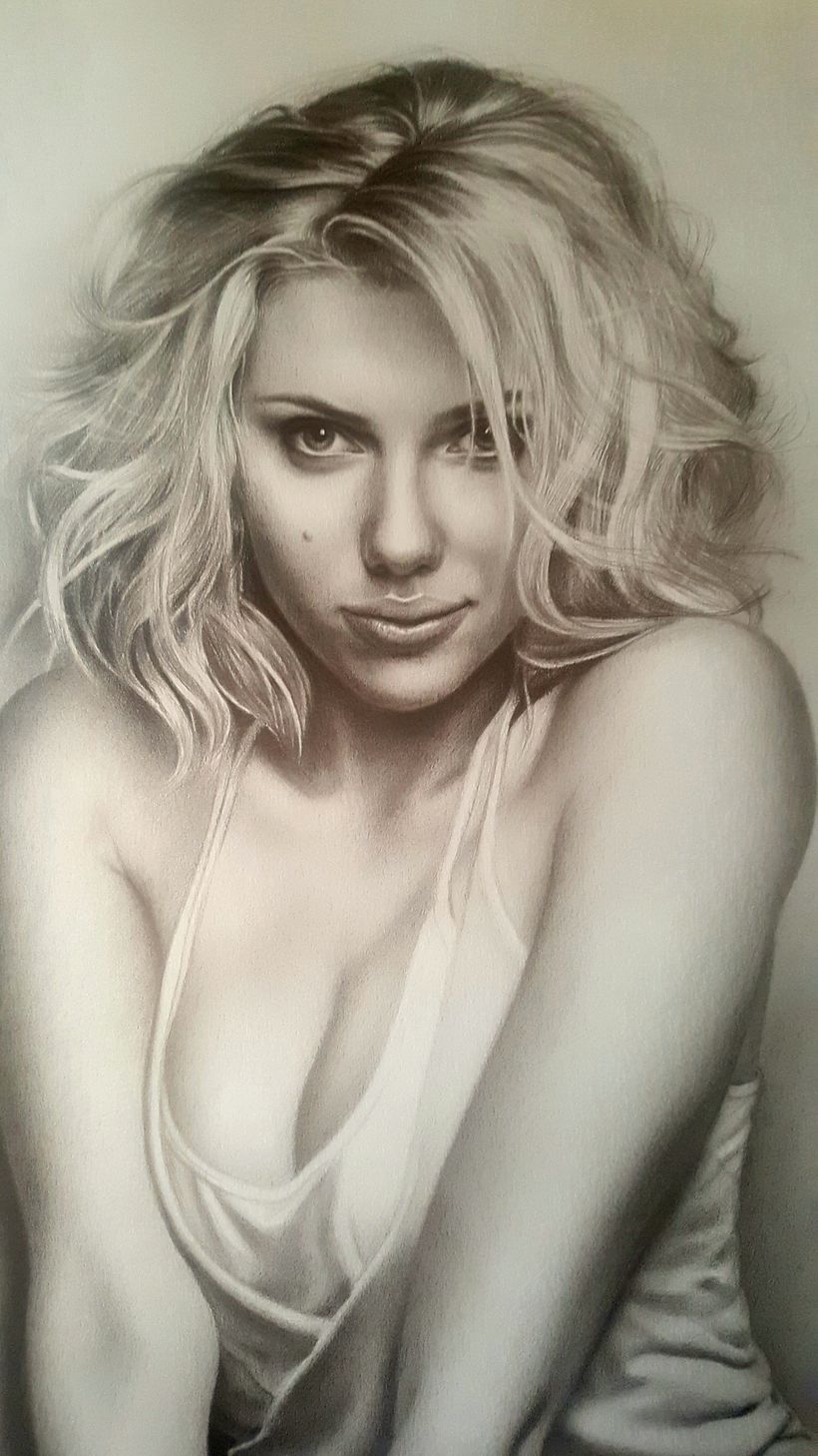 Mi Proyecto del curso: Retrato realista con lápiz de grafito 1