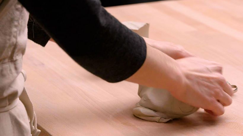 Tutorial Cerâmica: como fazer um vaso de argila em forma de pedra 5