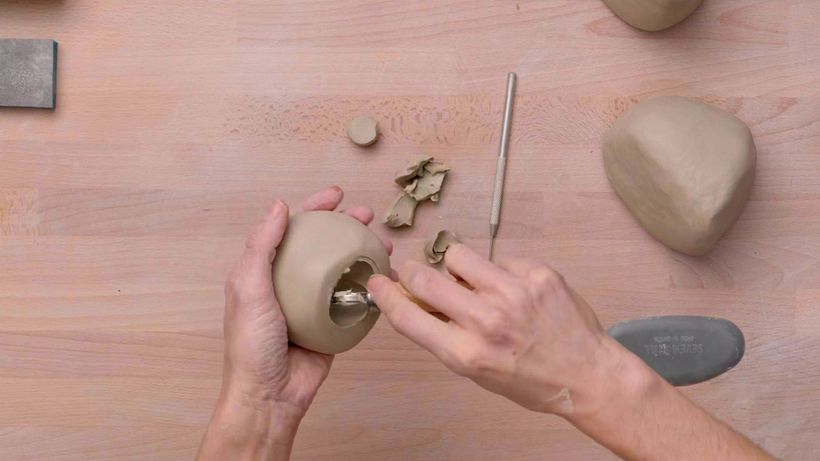 Tutorial Cerâmica: como fazer um vaso de argila em forma de pedra 11