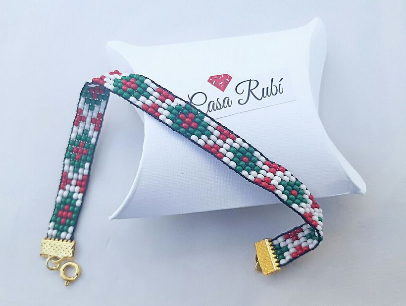 Brazaletes con chaquiras 0