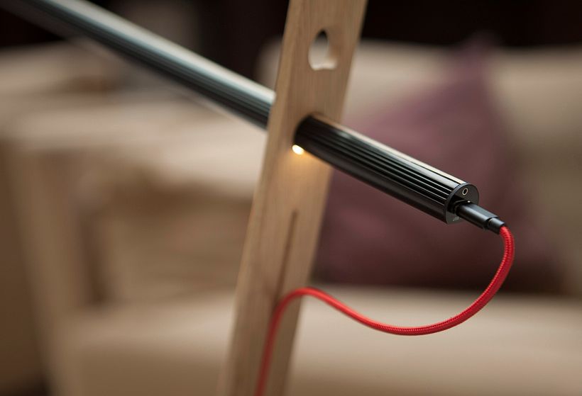 SIWK - Lámpara de mesa controlada por gestos 4