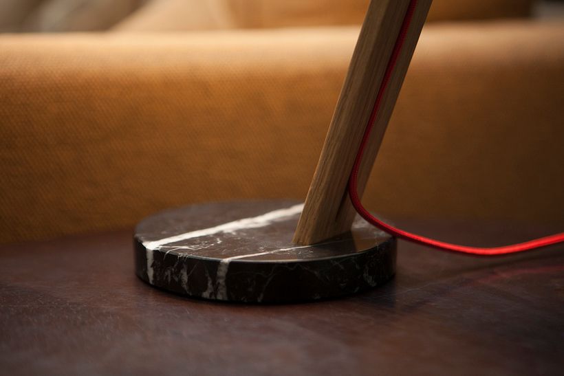 SIWK - Lámpara de mesa controlada por gestos 10