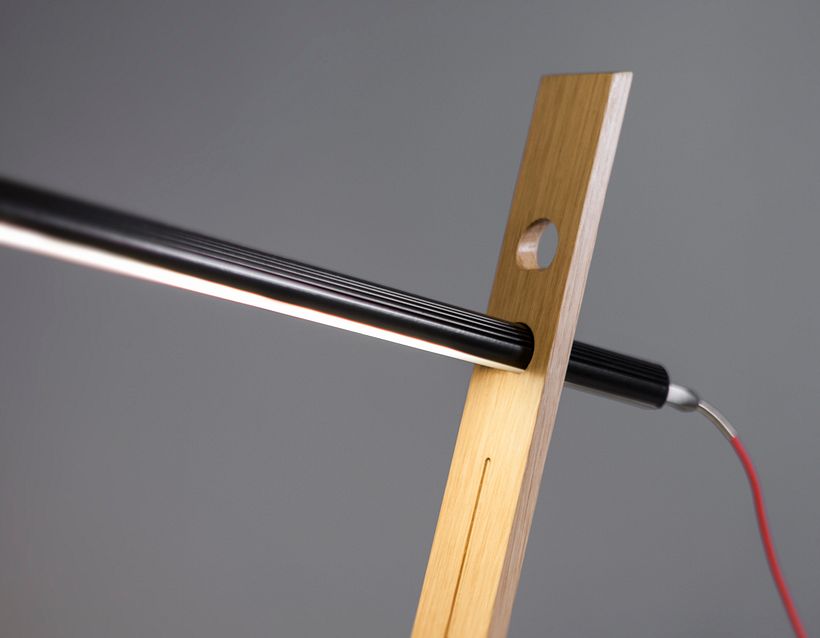 SIWK - Lámpara de mesa controlada por gestos 13