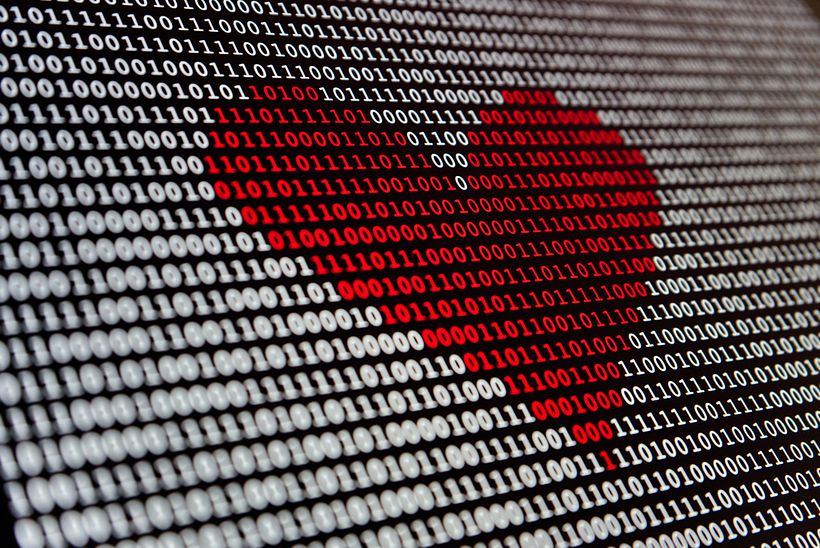 Alexander Sinn on Unsplash