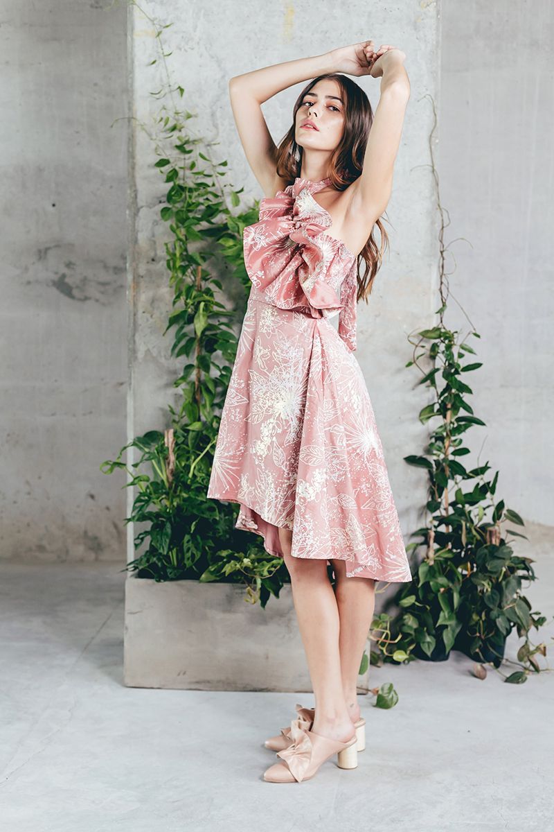 VESTIDO NATURA CORTO ESQUELETO VOLUMEN TEXTURA 0