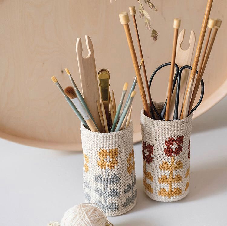 Vase Holder diseñado para la edición Nro. 10 de Koel Magazine  